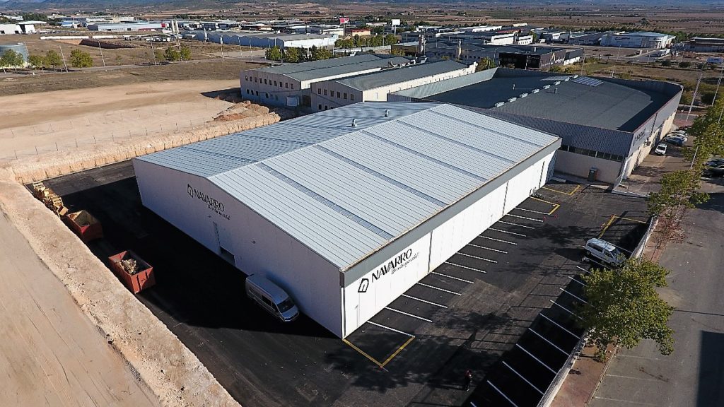 visión cubierta a dos aguas de nave