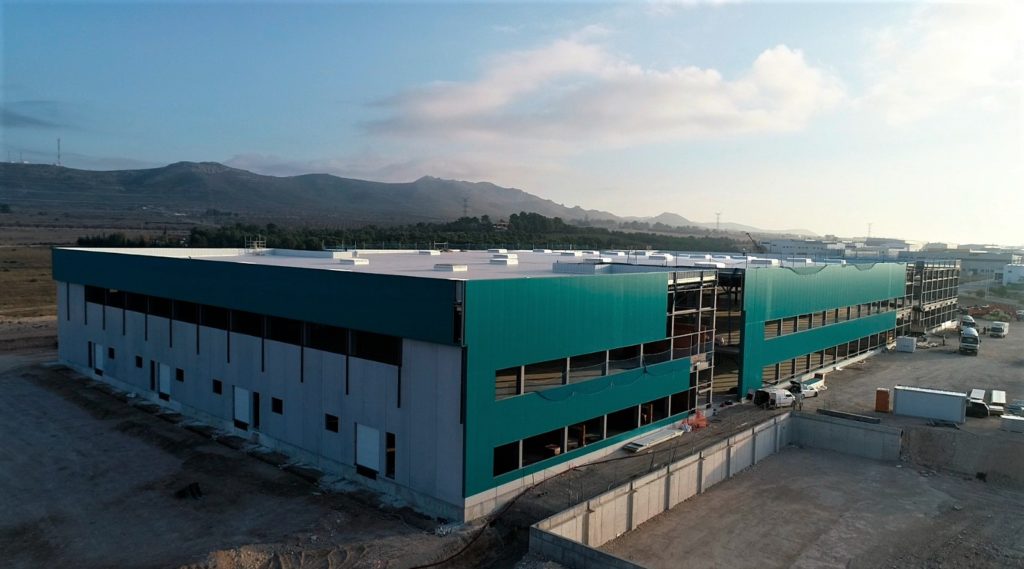 nave fama en construcción